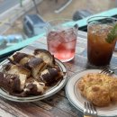 카페민트 | 속초 바다 전망 카페 추천 민트빛 감성 카페 브라더 후드 솔직 후기