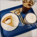 커피와빵 - 여수시 강남8길 25 | 커피와빵