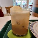 홍사용베이커리 | [동탄 카페] 더발렌 l 코코넛라떼☕️, 생크림케이크 찐 후기🍰(feat. 디카페인💕)/메뉴추천