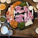 묵고갈래솥뚜껑삼겹살 이미지