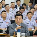 국방장관의 '탈영 논란' 재점화... 방위병 복무 때 군무 이탈 의혹 이미지