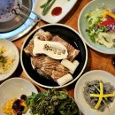 화사랑 | 부천 주민들 다 아는 신중동 돼지갈비 맛집 "화사랑갈비 부천본점" 멍석왕갈비 후기.