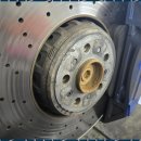 진격의 타이어 이미지