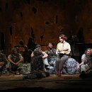 T world 앞 이미지