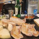 돌판삼겹살 이미지