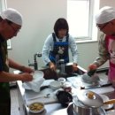 실버 남성요리 이미지