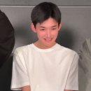 깜빡하고 키스 못하고왔네