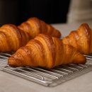 크루아상 이미지