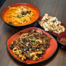 짜장면 | 중화미식관 군포 맛집 추천 불맛 가득 짬뽕, 짜장면 후기 아기의자