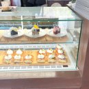 (주)노랑댕댕이 | 고양대형카페 휘우커피 주차 기차가 보이는 곳 (기차 샷 있음)