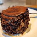 방배로32길 21 | 스타벅스 푸른용 얼그레이 쉬폰 케이크/청년다방 차돌떡볶이/홍대역술집 투다리/건대입구 플레어...