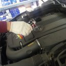 자동차와 좋은 사람들 이미지