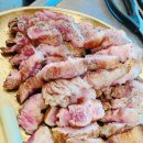 더까망돼지 이미지