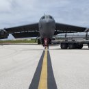 그냥 심심해서요. (21248) 美, 괌 배치 B-52H에 이미지
