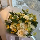 보타니카 | [강남 서초 꽃집]수입 장미 캔들라이트와 유채꽃 축하 꽃다발 배송 후기- 보타니카플라워
