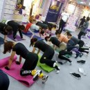 실내 근력운동 이미지