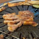근본돼지식육식당