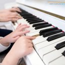 어린음악대 어린화가들 이미지