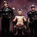 내포국제결혼 | 미친 세상이 외면한, 어느 미친 구원자의 잔혹한 증명, <지구를 지켜라!>