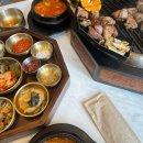 김치랑밑반찬 | [인천송도맛집]_섬고짚/제주느낌 물씬나는 목살 김치찌개 맛집! 밑반찬 구성Good만족후기