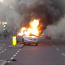 영국 런던서 폭동 발생...아수라장 [서프 펌] 이미지