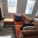 3인용 Sofa + Ottoman 세트 $200 이미지