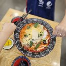 새우등의 안경군, 주인공은 원래 불행한거야. 괜찮아 틀림없이
