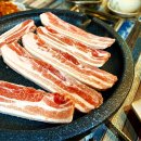 강남역 7번출구 앞 이미지