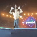 스윙스 실물 사진 빛삭 이미지