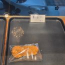 수원-1947 | 꽈배기 계의 굽네 치킨~ 구운 꽈배기, 전통차를 판매하는 수원 권선 꽈배기 디저트 맛집 돗꽈비