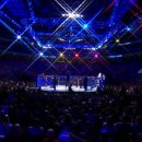 (UFC 218) 알리스타 오브레임 VS 프란시스 은가누 (영어해설) 이미지