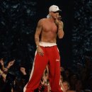 주빈디자인 | 심심해서 쓰는 최근 쇼핑템 구매후기와 비루한 착샷..(오프화이트 슬리브, 비비안웨스트우드 레이어드...