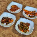 치킨 무 없다고 김치 주는 치킨집 이미지