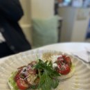 뉴타운주유소 | 사천 맛집] 오션뷰 브런치 카페 ‘뉴타운테이블’ - 선진리 데이트 코스 추천!