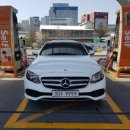 벤츠/e220d 아방가르드/17년/2,600km/화이트/무사고/5,950만원 이미지