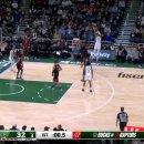 Giannis hit a fading : buzzer-beater 3 이미지