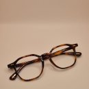 어나더아이즈 안경 이미지