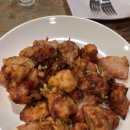 돈치킨 앞 이미지