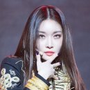 Snapping / 청하 이미지