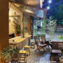 청담 강남구청 학동사거리 A third 어 써드 케이크 테라스 플라워 카페