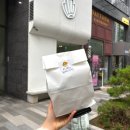 베이크원카페 | 플러피 베이크샵 공덕역 맛집 카페 마들렌 후기 디저트 선물로 추천