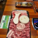 희야네 김치찜 | 이천고깃집 철판 생대패 '희야네 생대패'