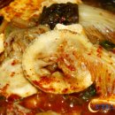 신김치와 돼지고기의 어울림 옥천맛집 돌머리식당 호박꼬지찌개 이미지