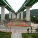 신봉고가하부 체육시설 이미지