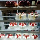 자매떡방앗간 | 울산 딸기 케이크 맛집 그리다 빵 명란 소금빵 후기