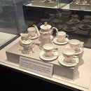 환희컵박물관 | 토기부터 앤틱 잔까지 한 곳에 ㅣ 여왕의 커피잔 세트 환희 컵 박물관