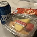 개버드 스쿨 | [미국/괌] ABC편의점과 구찌 남자 지갑 쇼핑 | 도스버거 포장 | 공항 맛집 후기