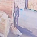 사장 장난에 직원 5m 추락사고…노동부, 식자재업체 기획감독.gisa 이미지