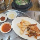 우산마을 앞 주차장 이미지