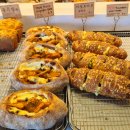 김영일 | 서울근교대형카페 르빵드비 - 경력24년 김영일기능장 천연발효종 하남베이커리카페